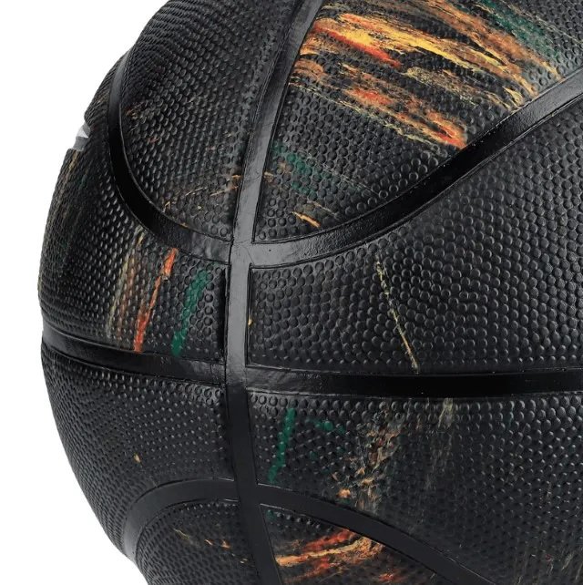 Bola de Basquete Nike Dominate 8P Preta e Vermelha - Tamanho 7