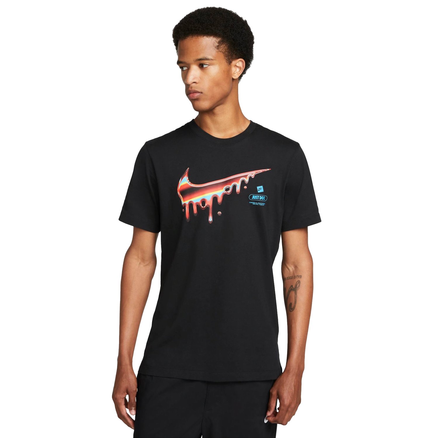 Camiseta Nike Sportswear Swoosh - Masculina - Fátima Esportes