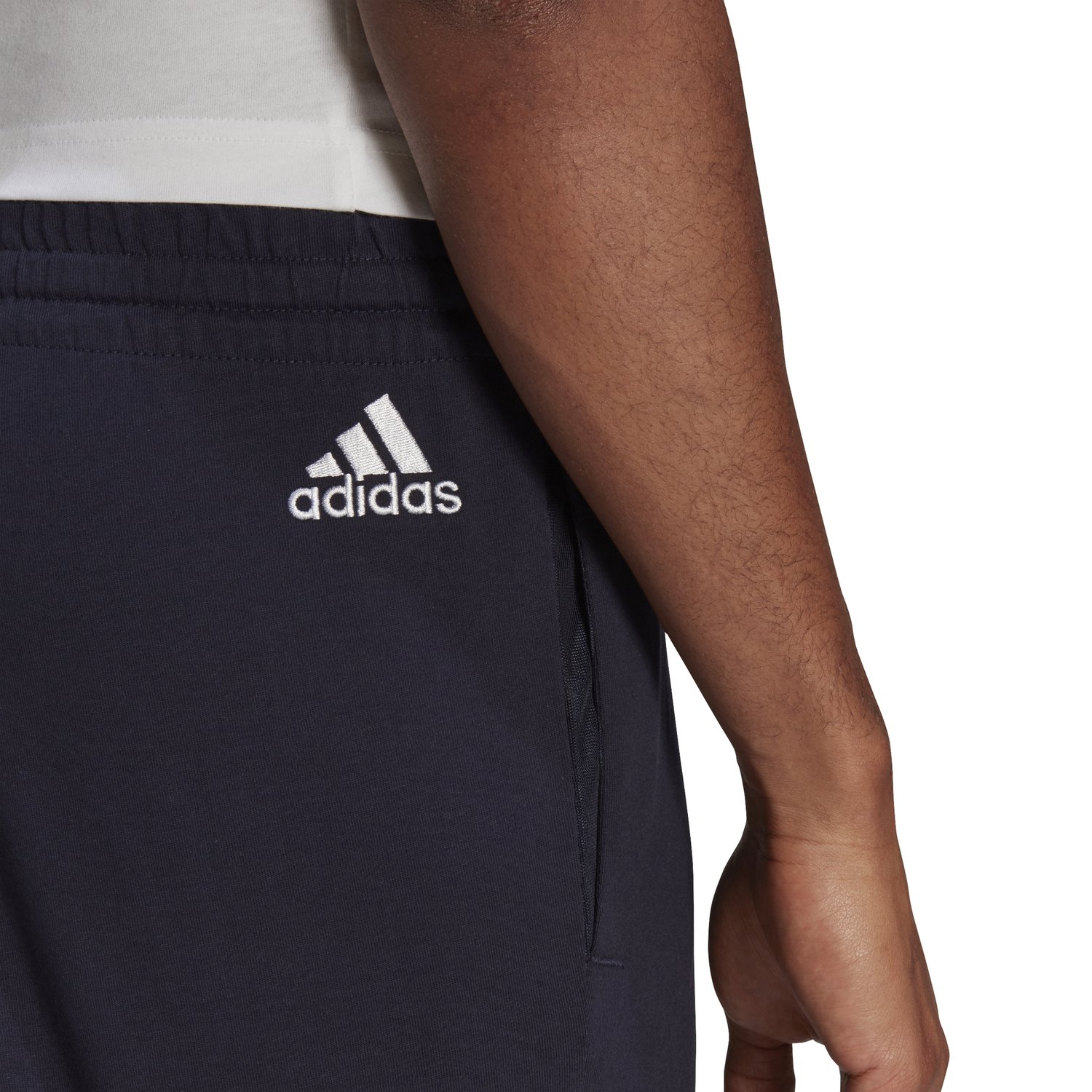 Shorts adidas Logo Linear - Masculino - Fátima Esportes